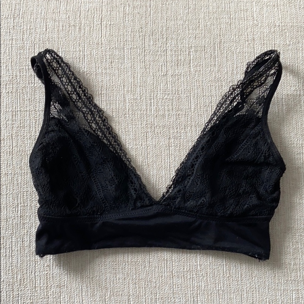 🤍Garage Bra Top